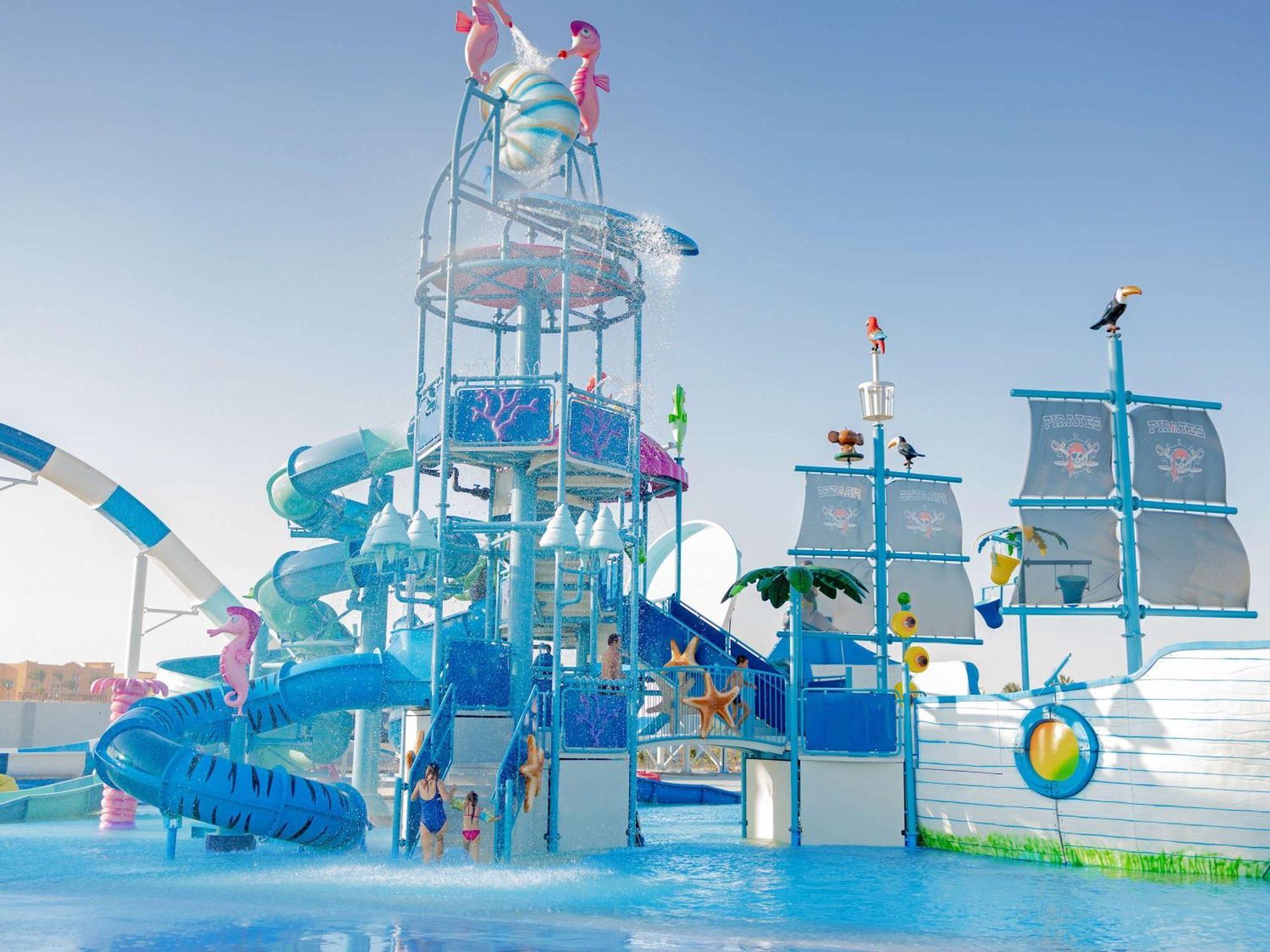 Movenpick Waterpark & 5* Сома-Бэй